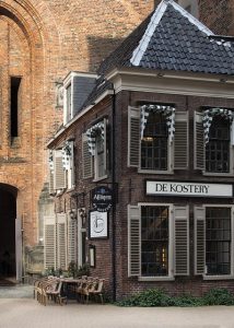 De huizenmarkt in Groningen: de rol van de lokale makelaar