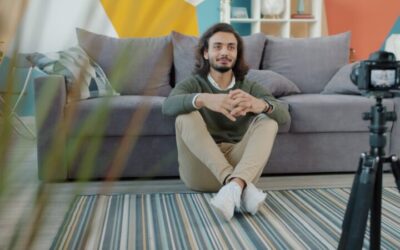 Waar woont Gordon sinds zijn terugkeer in Amsterdam